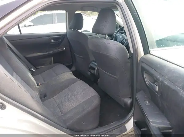 4T1BF1FKXGU564632 2016 TOYOTA CAMRY - Image 8