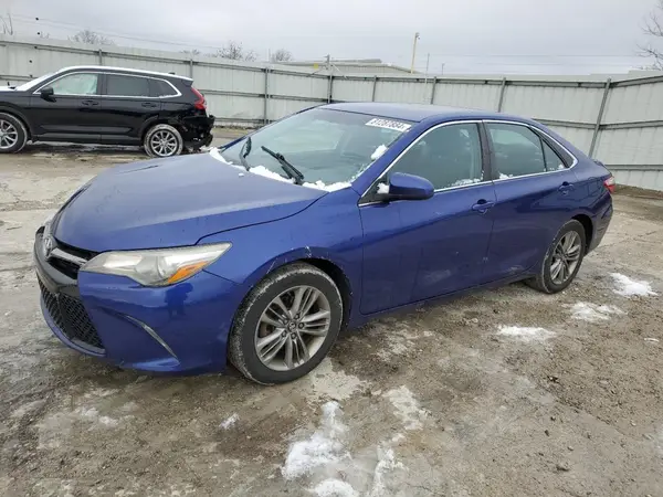 4T1BF1FKXGU570155 2016 TOYOTA CAMRY - Image 1