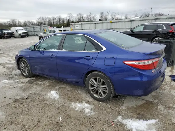 4T1BF1FKXGU570155 2016 TOYOTA CAMRY - Image 2