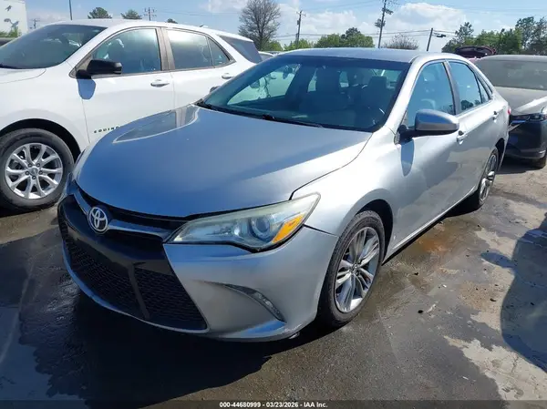 4T1BF1FKXGU574593 2016 TOYOTA CAMRY - Image 2