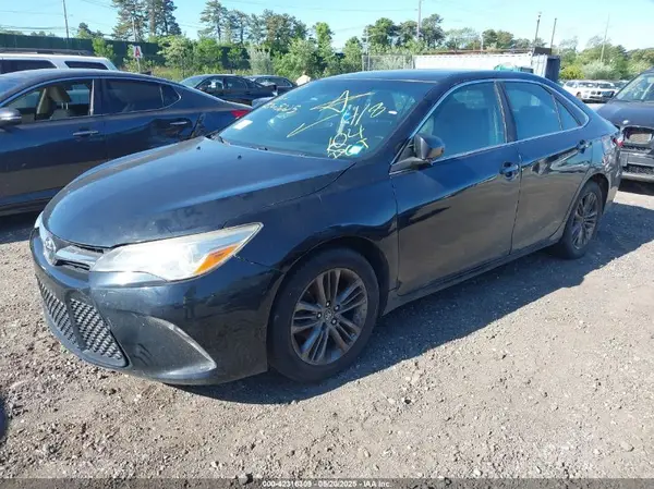 4T1BF1FKXGU579714 2016 TOYOTA CAMRY - Image 2