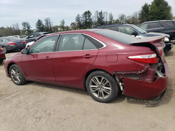 4T1BF1FKXGU580541 2016 TOYOTA CAMRY - Image 2