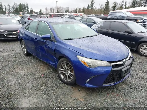 4T1BF1FKXGU581012 2016 TOYOTA CAMRY - Image 1