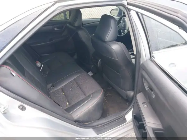 4T1BF1FKXGU586033 2016 TOYOTA CAMRY - Image 8