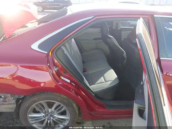 4T1BF1FKXGU587165 2016 TOYOTA CAMRY - Image 8