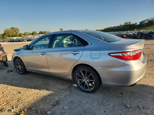 4T1BF1FKXGU589031 2016 TOYOTA CAMRY - Image 2