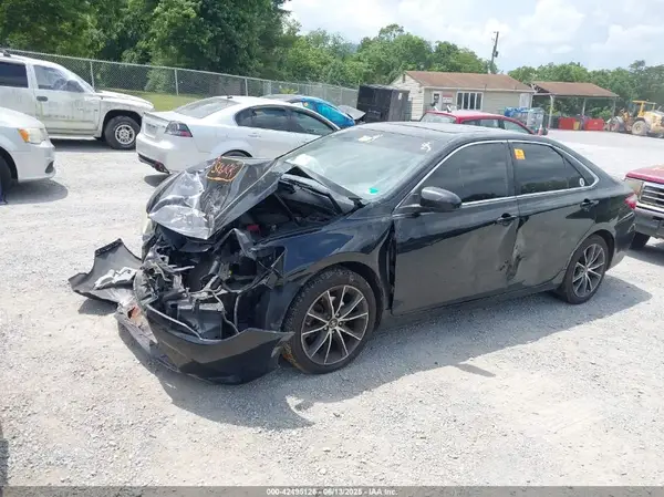 4T1BF1FKXGU590129 2016 TOYOTA CAMRY - Image 2