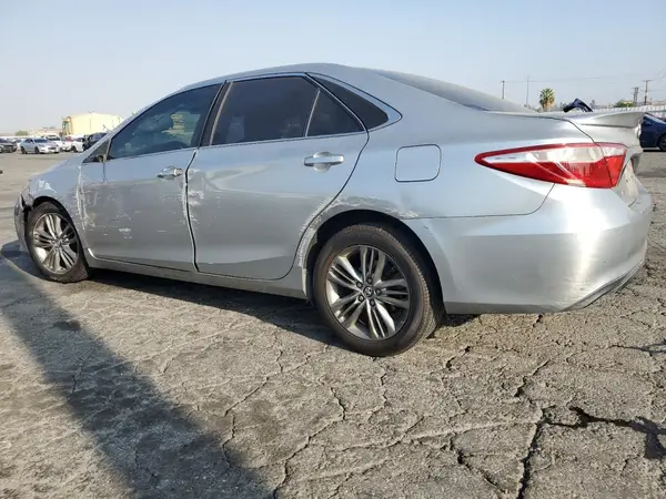 4T1BF1FKXGU590969 2016 TOYOTA CAMRY - Image 2
