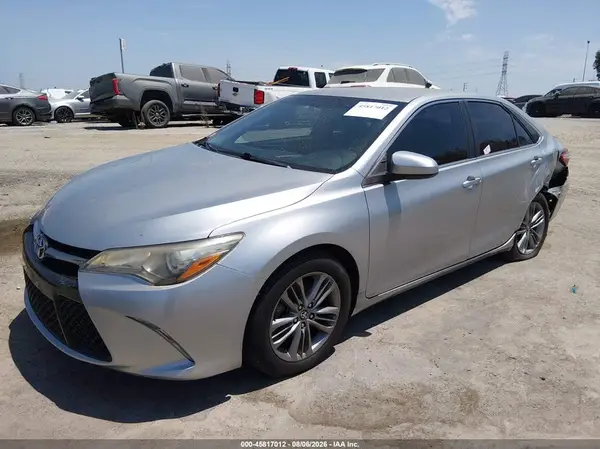4T1BF1FKXGU592625 2016 TOYOTA CAMRY - Image 2