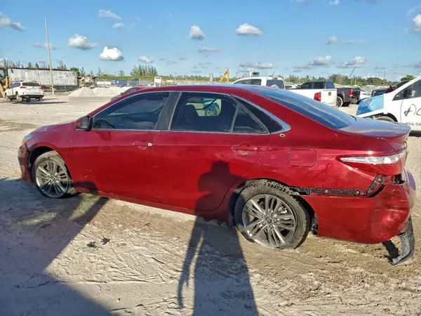 4T1BF1FKXGU594018 2016 TOYOTA CAMRY - Image 2