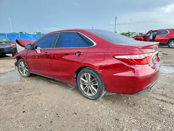 4T1BF1FKXGU599378 2016 TOYOTA CAMRY - Image 2
