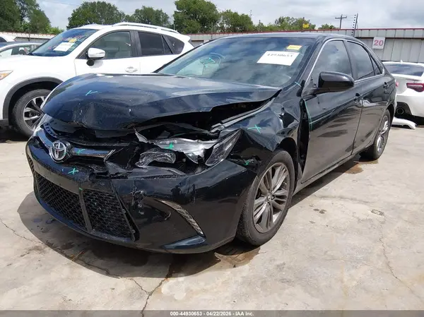 4T1BF1FKXGU601405 2016 TOYOTA CAMRY - Image 2