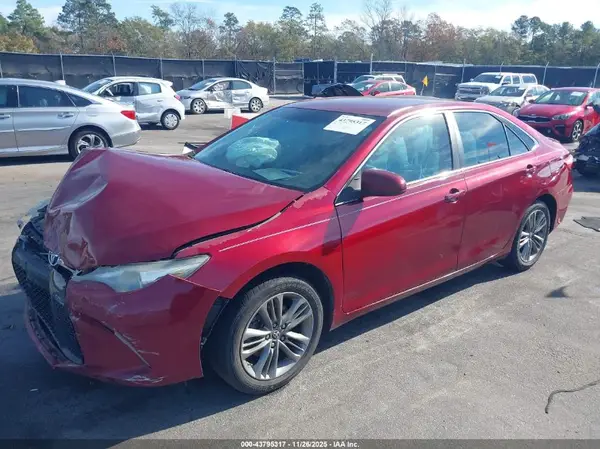 4T1BF1FKXGU602389 2016 TOYOTA CAMRY - Image 2