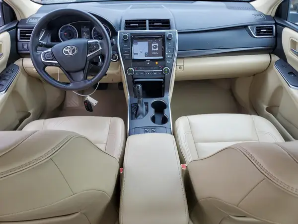 4T1BF1FKXGU605261 2016 TOYOTA CAMRY - Image 8