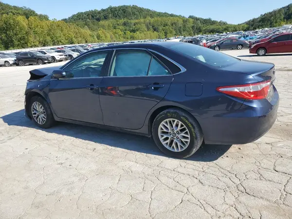 4T1BF1FKXGU611898 2016 TOYOTA CAMRY - Image 2
