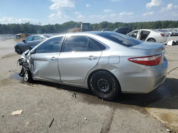 4T1BF1FKXHU264137 2017 TOYOTA CAMRY - Image 2