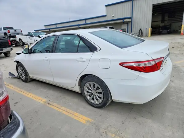 4T1BF1FKXHU267751 2017 TOYOTA CAMRY - Image 2
