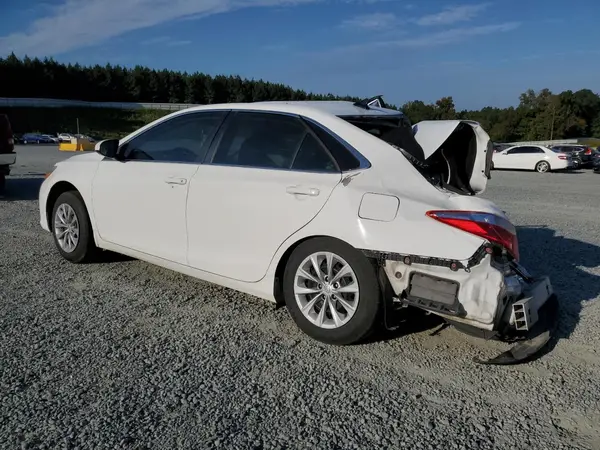 4T1BF1FKXHU271170 2017 TOYOTA CAMRY - Image 2