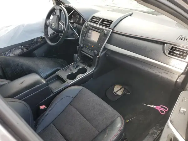 4T1BF1FKXHU272268 2017 TOYOTA CAMRY - Image 8