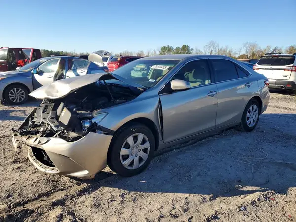 4T1BF1FKXHU272769 2017 TOYOTA CAMRY - Image 1