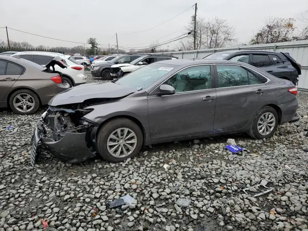 4T1BF1FKXHU273324 2017 TOYOTA CAMRY - Image 1