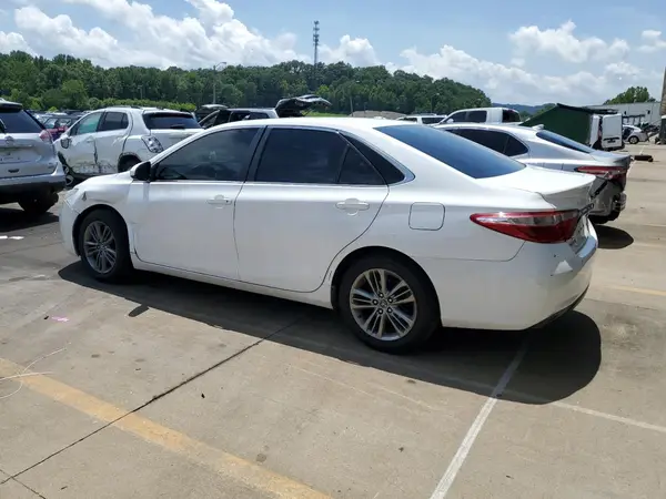 4T1BF1FKXHU277065 2017 TOYOTA CAMRY - Image 2