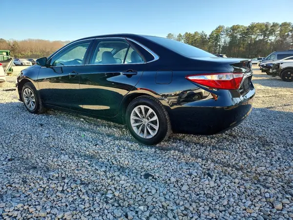 4T1BF1FKXHU277180 2017 TOYOTA CAMRY - Image 2
