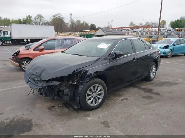 4T1BF1FKXHU280337 2017 TOYOTA CAMRY - Image 2