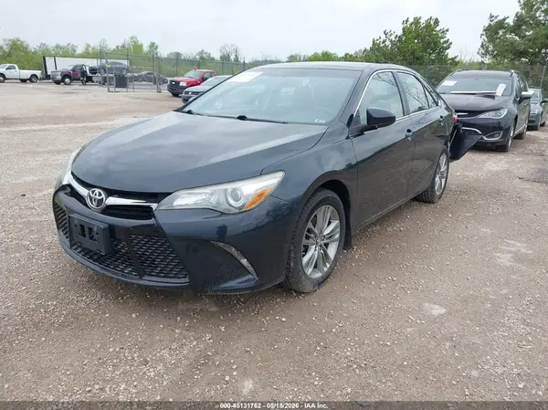 4T1BF1FKXHU283500 2017 TOYOTA CAMRY - Image 2