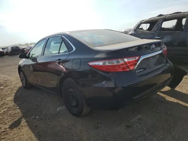 4T1BF1FKXHU284176 2017 TOYOTA CAMRY - Image 2
