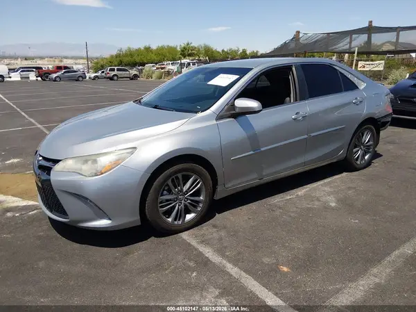 4T1BF1FKXHU284694 2017 TOYOTA CAMRY - Image 2