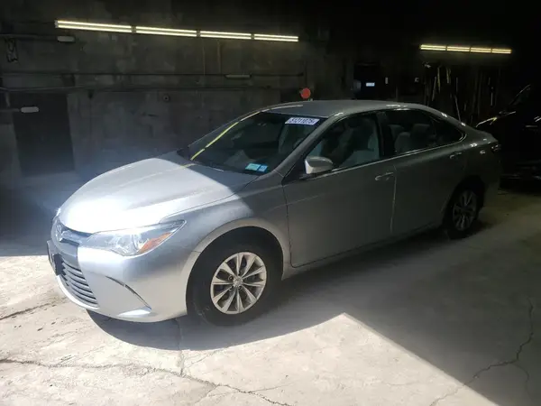 4T1BF1FKXHU289734 2017 TOYOTA CAMRY - Image 1