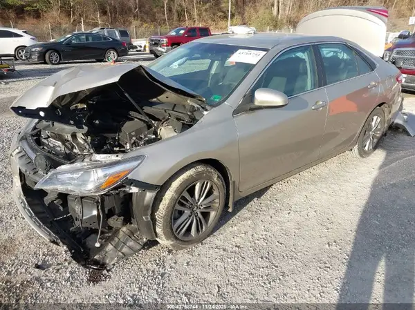 4T1BF1FKXHU290673 2017 TOYOTA CAMRY - Image 2