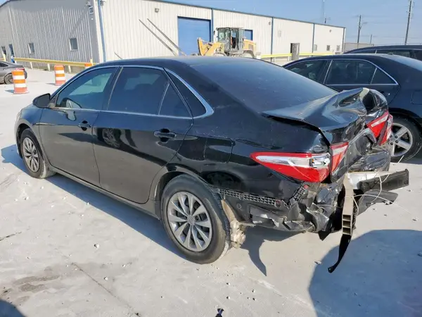 4T1BF1FKXHU291550 2017 TOYOTA CAMRY - Image 2
