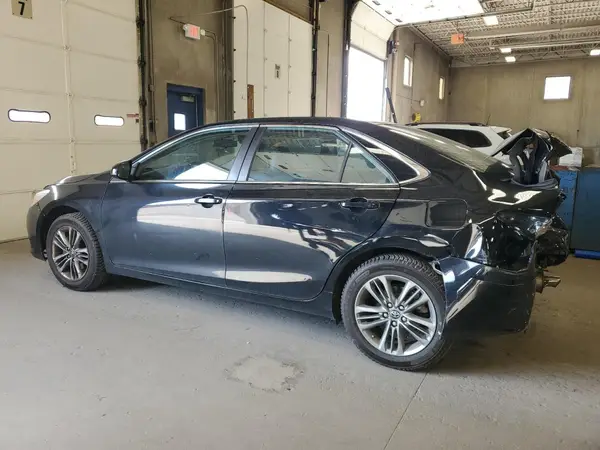 4T1BF1FKXHU294545 2017 TOYOTA CAMRY - Image 2