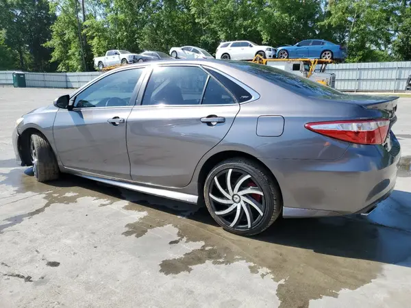 4T1BF1FKXHU294898 2017 TOYOTA CAMRY - Image 2