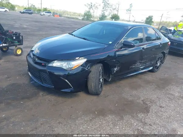 4T1BF1FKXHU298398 2017 TOYOTA CAMRY - Image 2