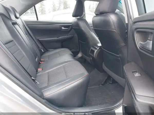 4T1BF1FKXHU301073 2017 TOYOTA CAMRY - Image 8