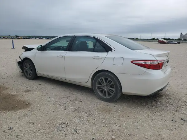 4T1BF1FKXHU301882 2017 TOYOTA CAMRY - Image 2