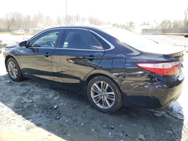 4T1BF1FKXHU303289 2017 TOYOTA CAMRY - Image 2