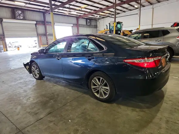 4T1BF1FKXHU303406 2017 TOYOTA CAMRY - Image 2