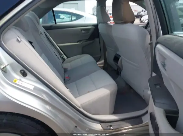 4T1BF1FKXHU303566 2017 TOYOTA CAMRY - Image 8