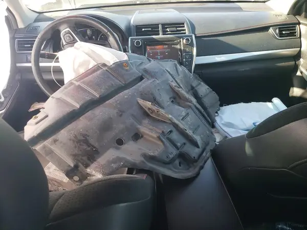 4T1BF1FKXHU304412 2017 TOYOTA CAMRY - Image 8