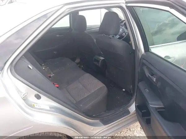 4T1BF1FKXHU304748 2017 TOYOTA CAMRY - Image 8