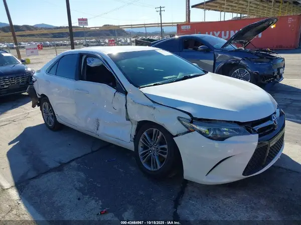 4T1BF1FKXHU307276 2017 TOYOTA CAMRY - Image 1