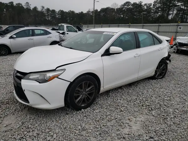 4T1BF1FKXHU313983 2017 TOYOTA CAMRY - Image 1