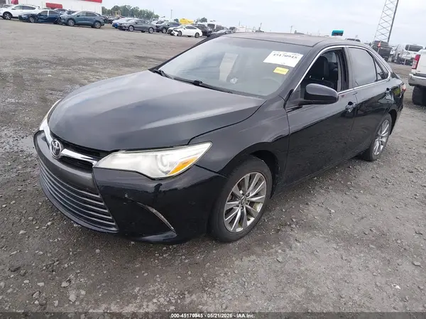4T1BF1FKXHU317046 2017 TOYOTA CAMRY - Image 2