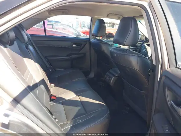4T1BF1FKXHU320139 2017 TOYOTA CAMRY - Image 8