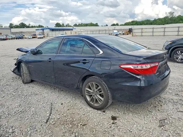4T1BF1FKXHU320786 2017 TOYOTA CAMRY - Image 2