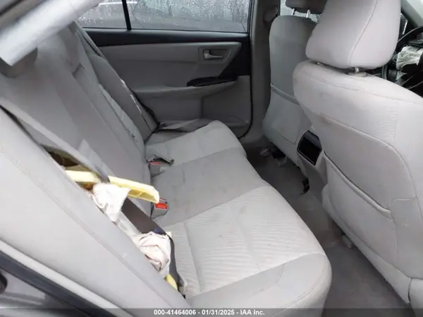 4T1BF1FKXHU324529 2017 TOYOTA CAMRY - Image 8